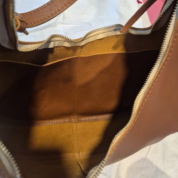 Portland Leather Large Nora Shoulder Bag-Honey - Picture 4 of 6